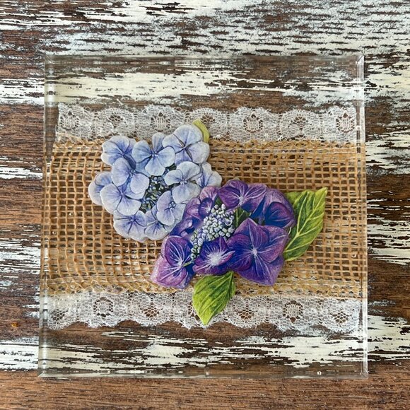 Hydrangeas and Burlap Resin Drink Coasters Set of 4 House Kitchen Table Gift - Picture 3 of 8